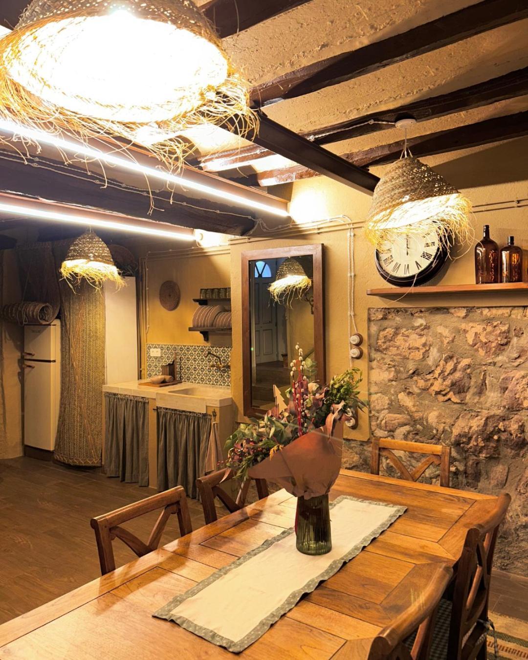 Ca La Casilda Villa ปราเดส ภายนอก รูปภาพ